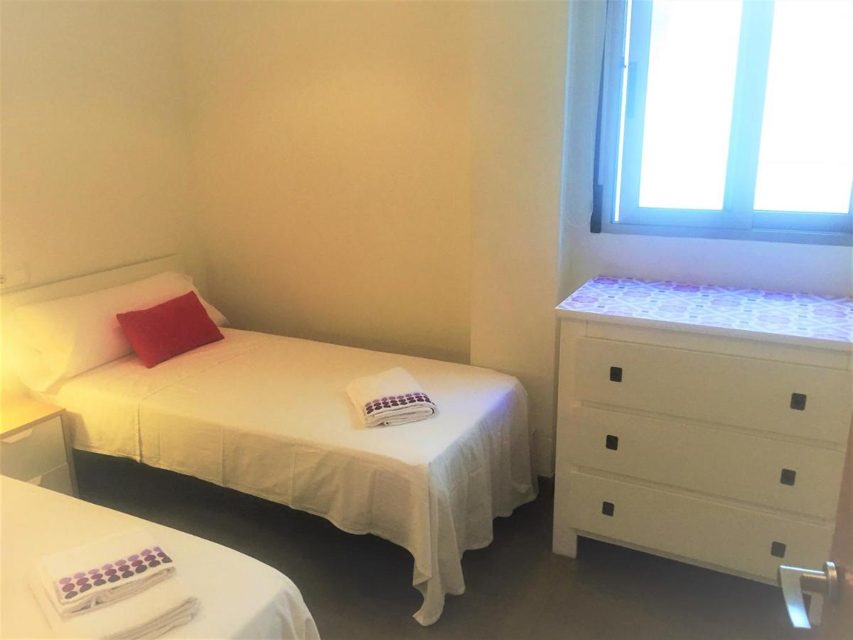 Renovated Apartment Steps Away From The Beach Кульера Экстерьер фото